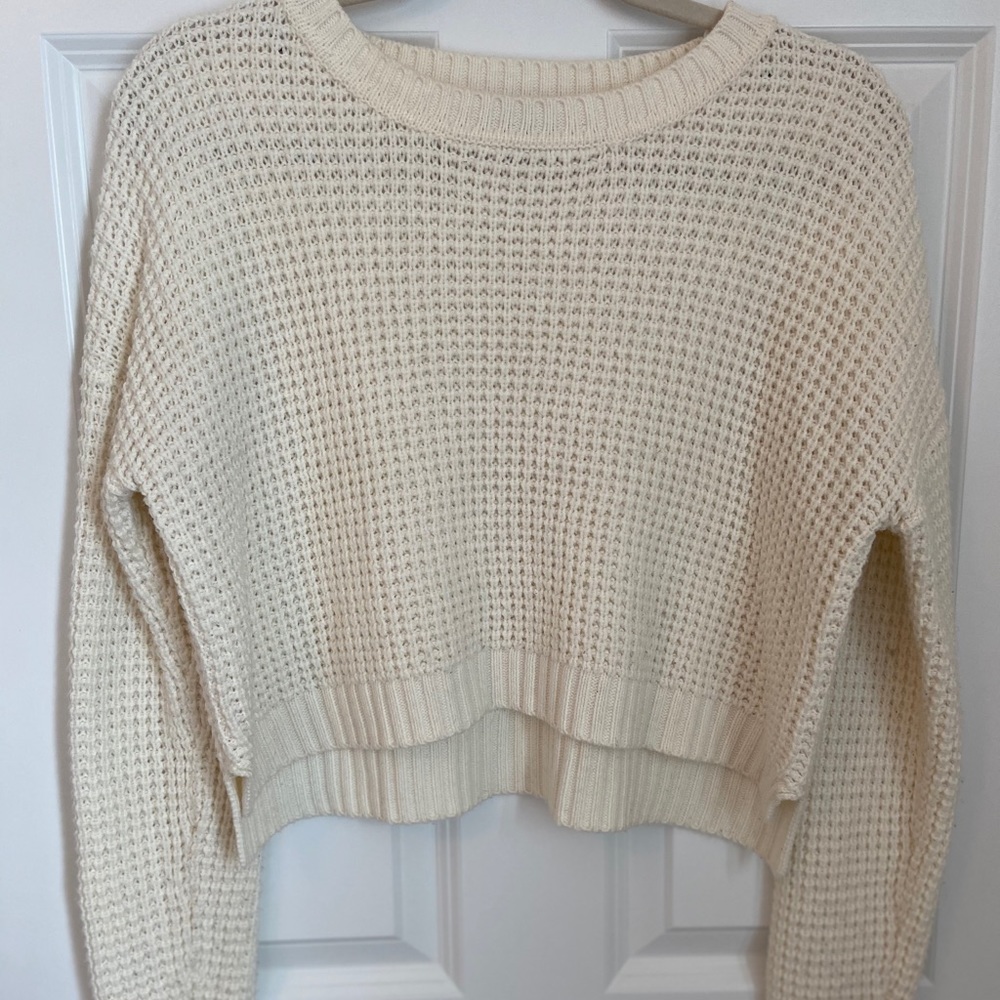 CROP TOP SWEATER